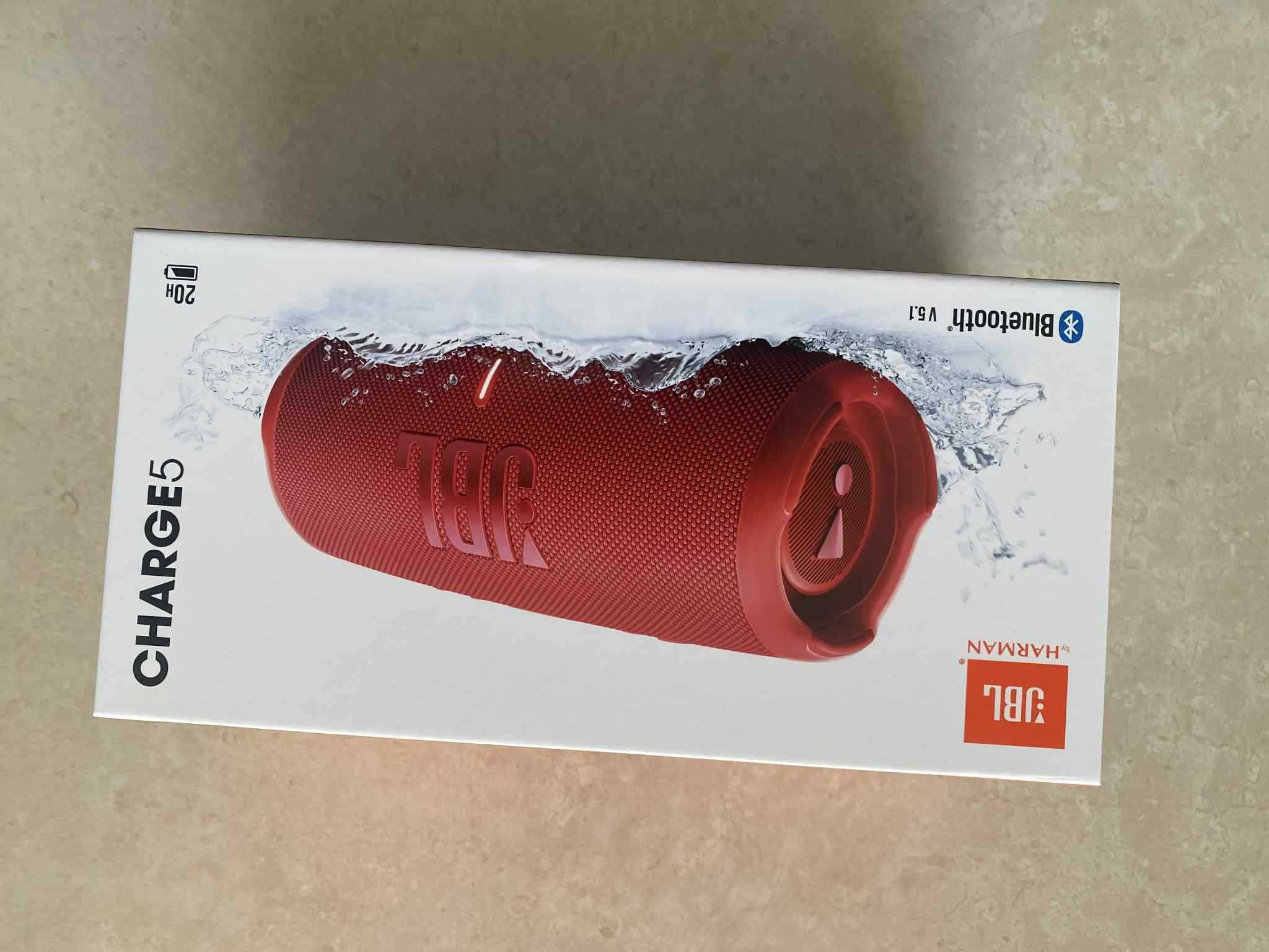 JBL Charge 5 czerwony