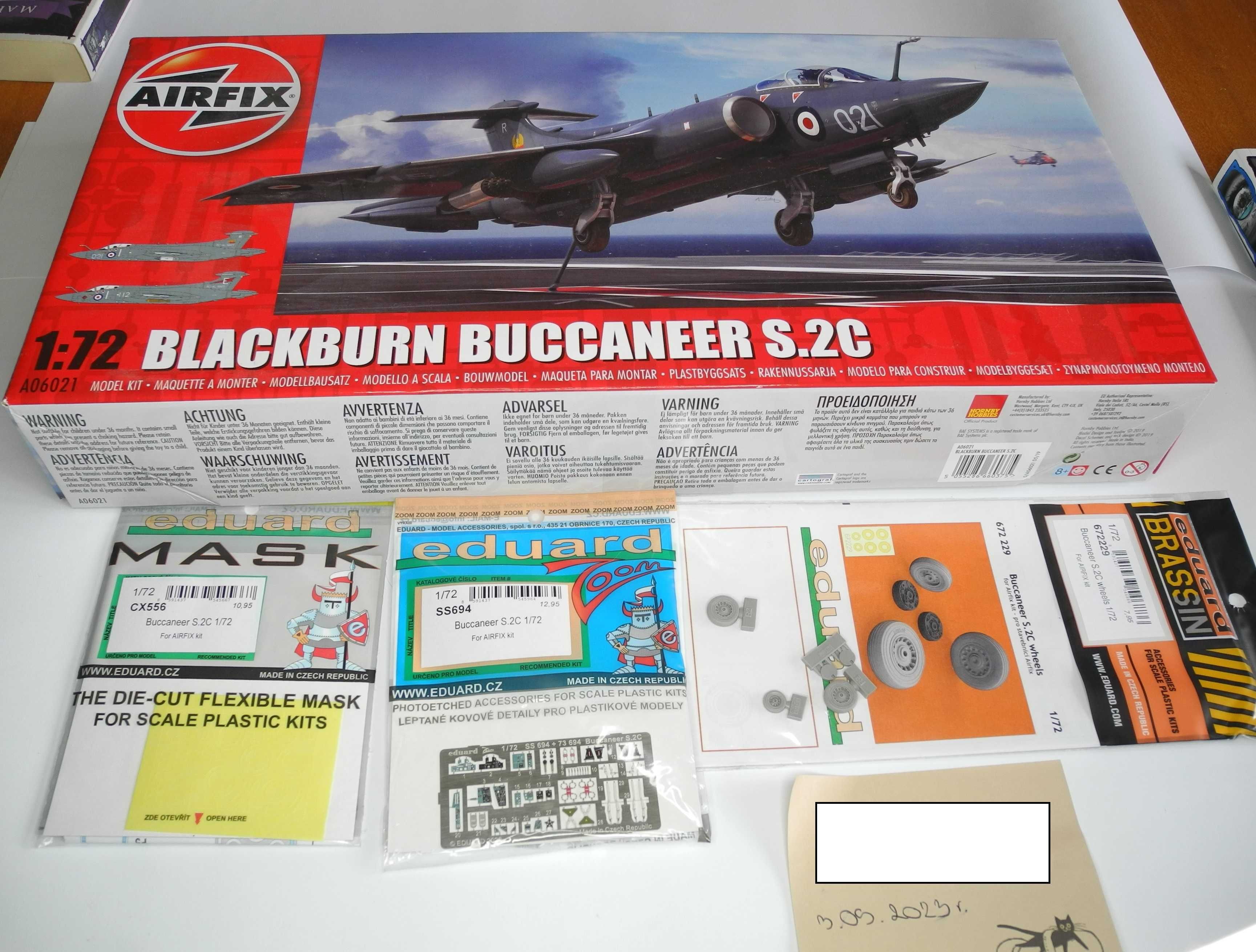 1/72 Blackburn Buccaneer S.2C - Airfix 06021 + dodatki Eduard