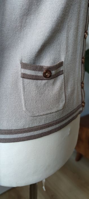 Beżowy kardigan złote guziki vintage w stylu Chanel S/M cardigan