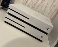 Konsole Xbox One S + FIFA