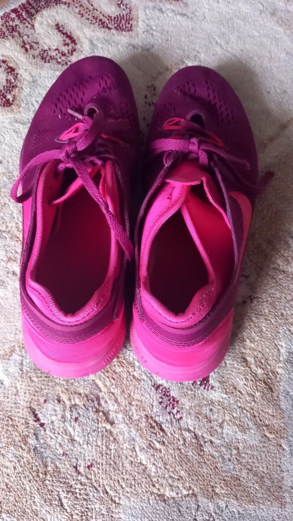 Buty sportowe Nike r.37
