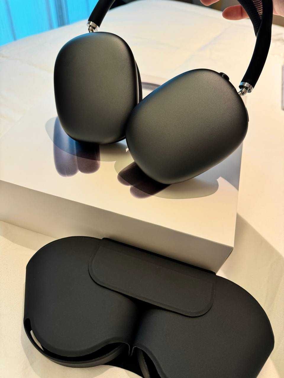 Навушники повнорозмірні бездротові Apple AirPods Max