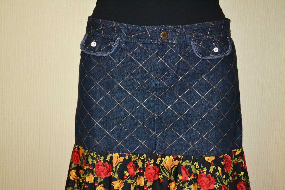 Джинсовая юбка с цветочной рюшкой Dolce & Gabbana
