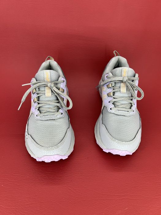 Кросівки  Жіночі 37р. 23.5см. Asics Gel- Venture 9