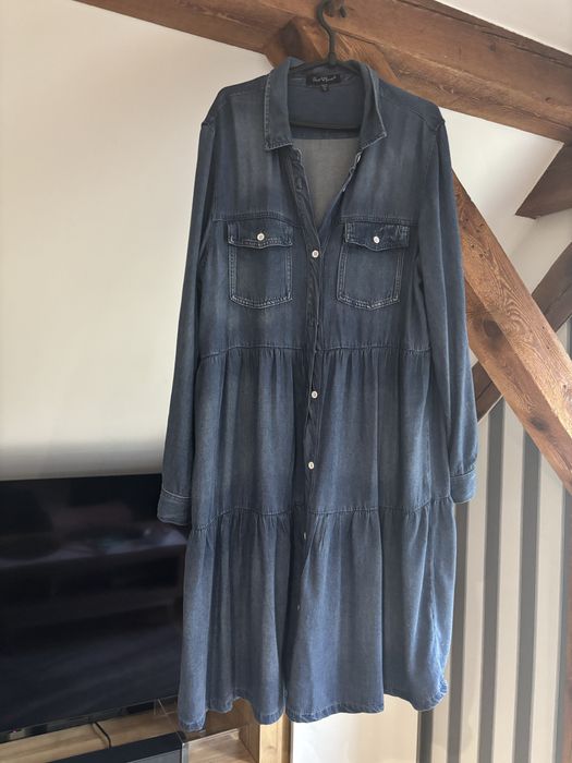 Sukienka długa dżinsowa  stan bardzo fobry