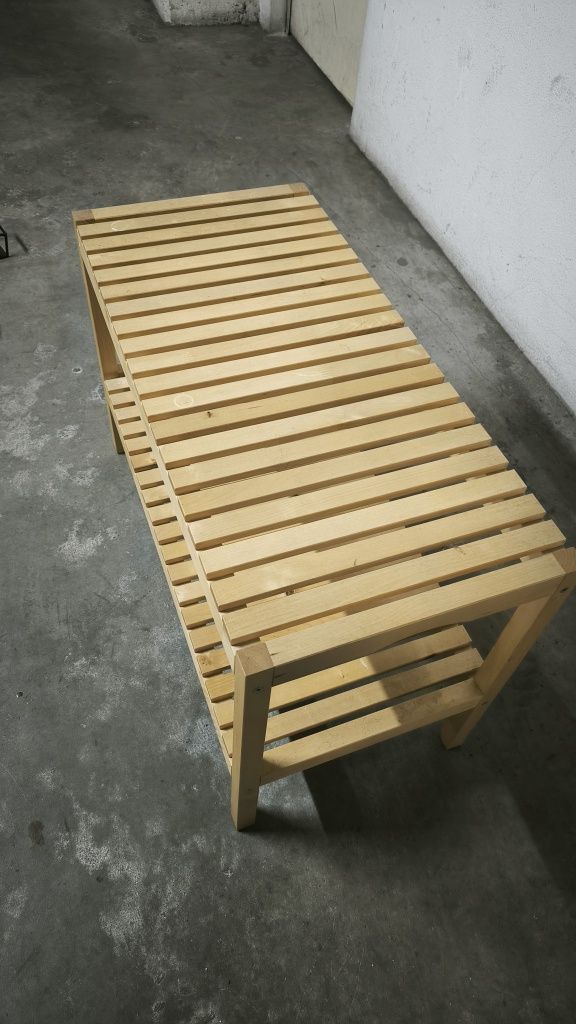Banco IKEA Molger