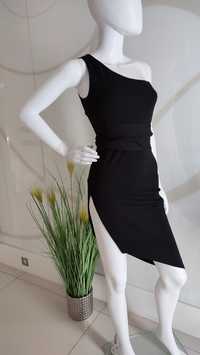 Asymetryczna sukienka czarna