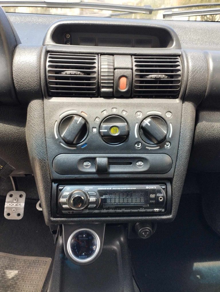 Opel corsa b 1.7 td