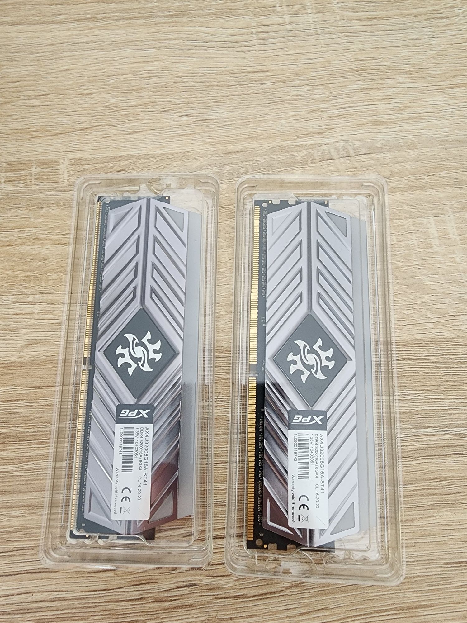 16 GBS XPG Spectrix D41 DDR4 RGB Ram Memory 2x8GBS 3200MhzMhz