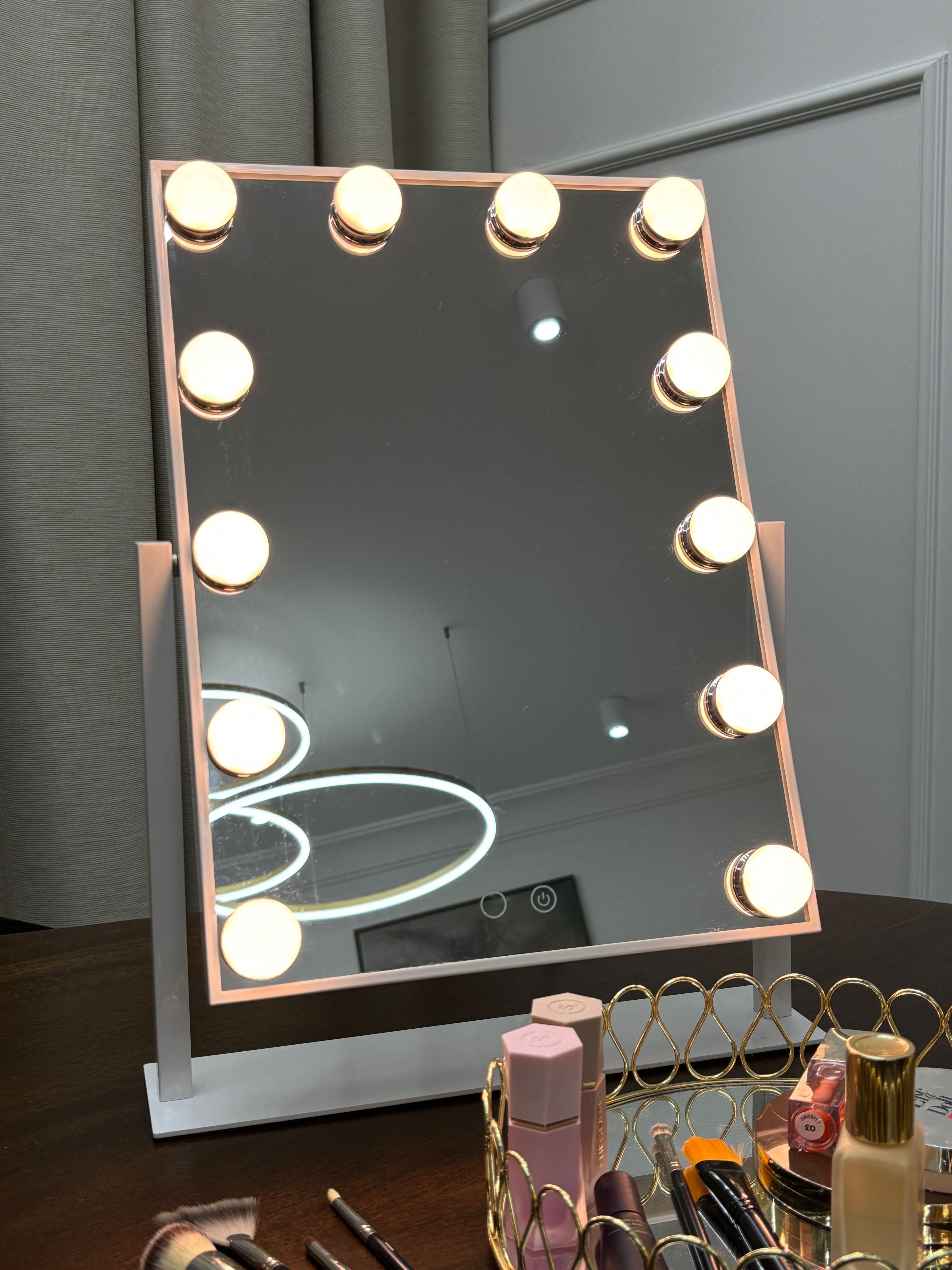 Lusterko do Makijażu Makeup Mirror Prezent 47x35 cm białe estradowe