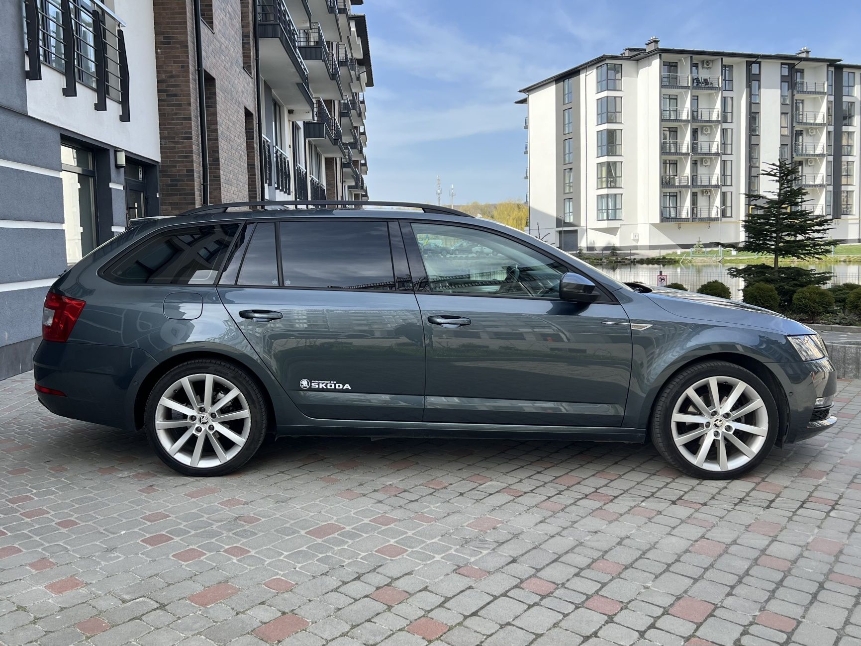 Авто skoda octavia 2020р-2.0 dsg,-150k