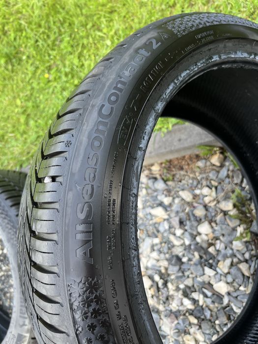 Continental AllSeasonContact2 235/40 R18