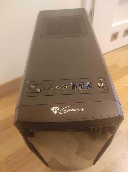Komputer Xeon E3 1231 v3/ RX 580 8gb/ 16gb/ SSD 512gb/ 550W