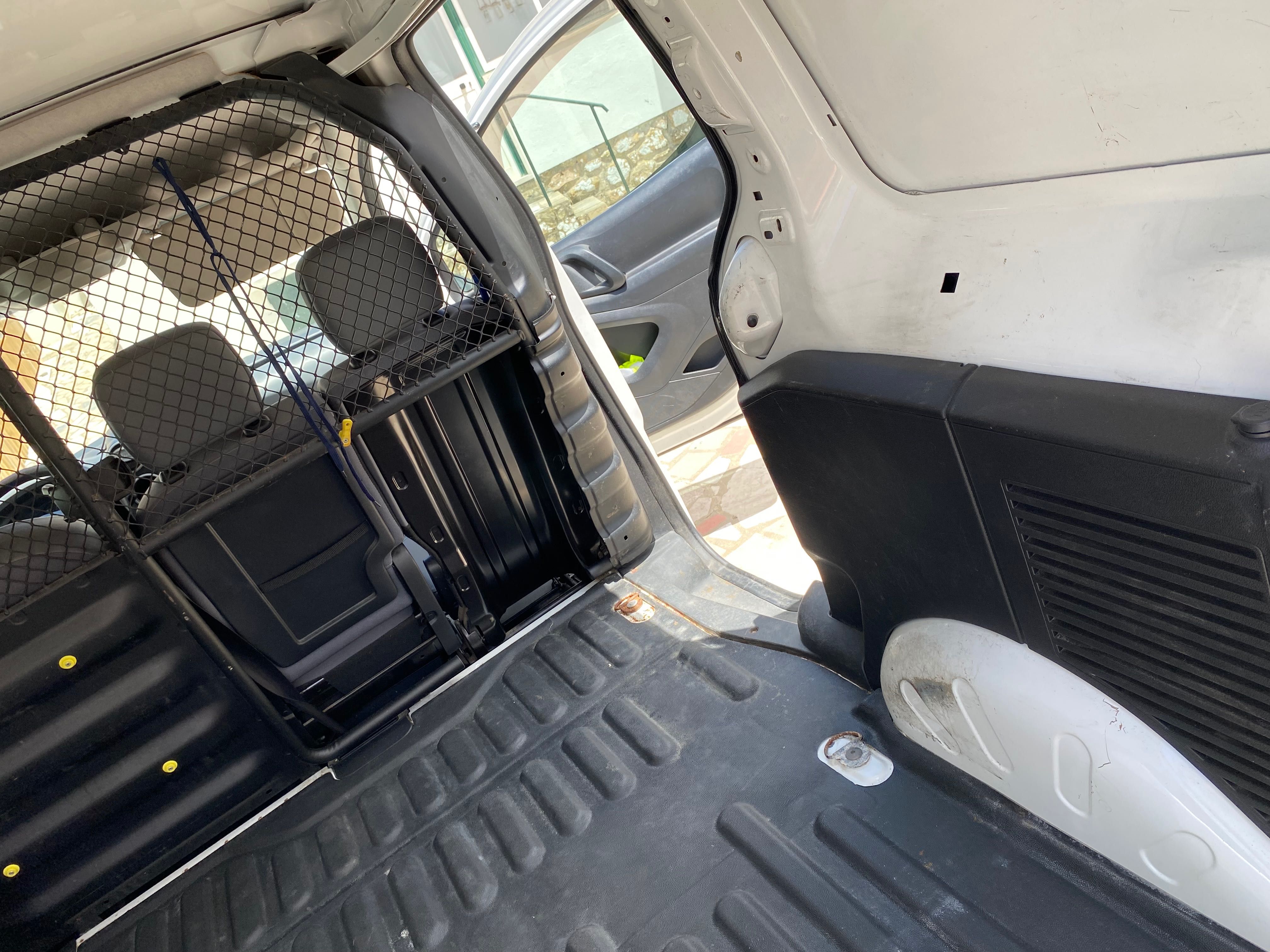 Citroën Berlingo 1.6 HDI - 140 000km A/C, sensores de estacionamento