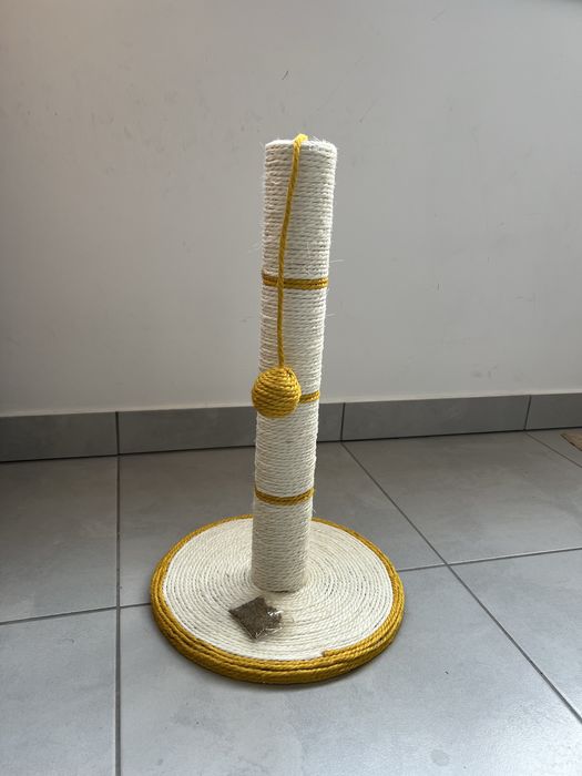 Кігтеточка Trixie стовпчик 50 см