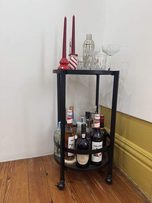 Carrinho bar JYSK Sortebro