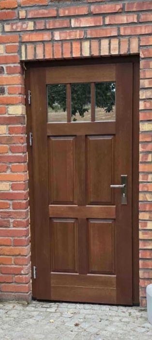 Drzwi zewnętrzne i wewnętrzne, usługi stolarskie ,stolarz