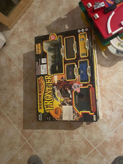 Brinquedos vários preços