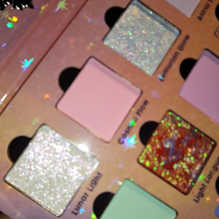 Ensley Reign Lands of Enchantment Lemurian Dreams paleta cieni indie