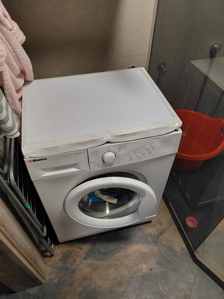 Продам стиральную машинку Hansa