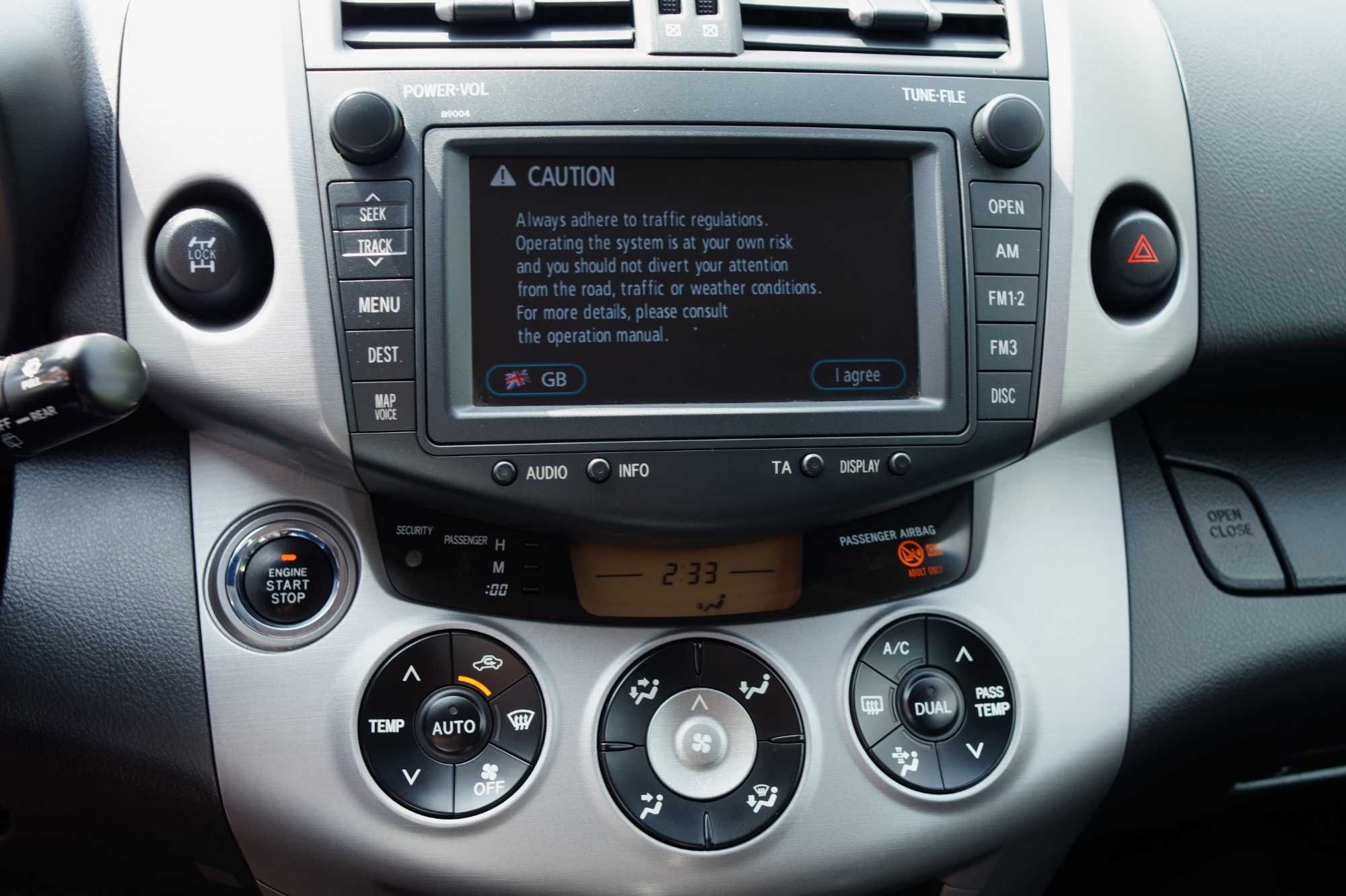 Toyota RAV4 2006r. 177 KM