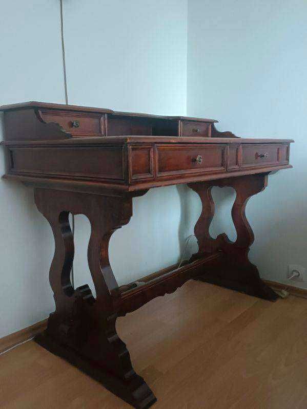 Komplet mebli drewnianych firmy Selva
