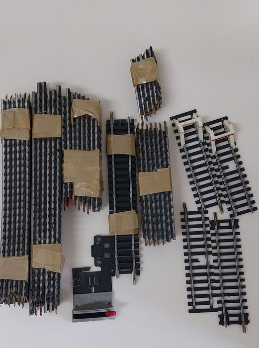 Lote de material modelismo ferroviário Lima