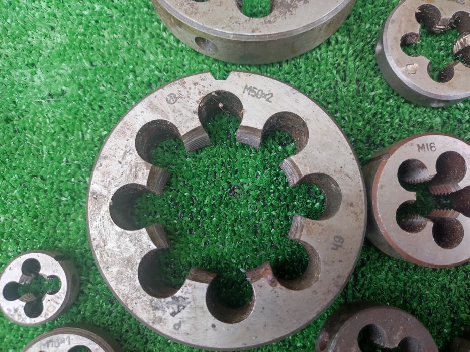 Плашка метрична, лерка виробництво СССР різні розміри