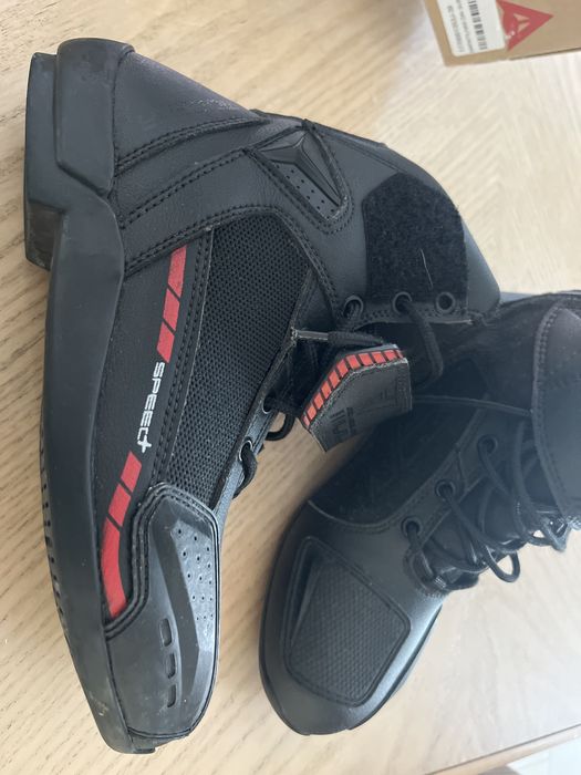 Botas de andar de mota