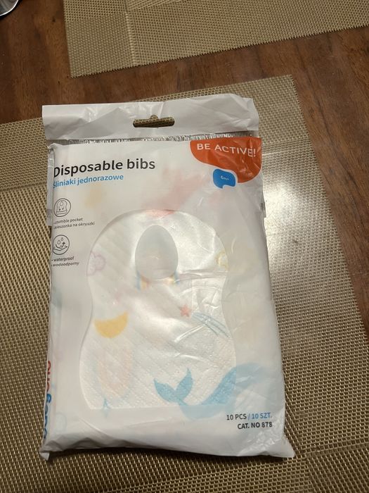 Нагрудник одноразовий дитячий від 6 місяців