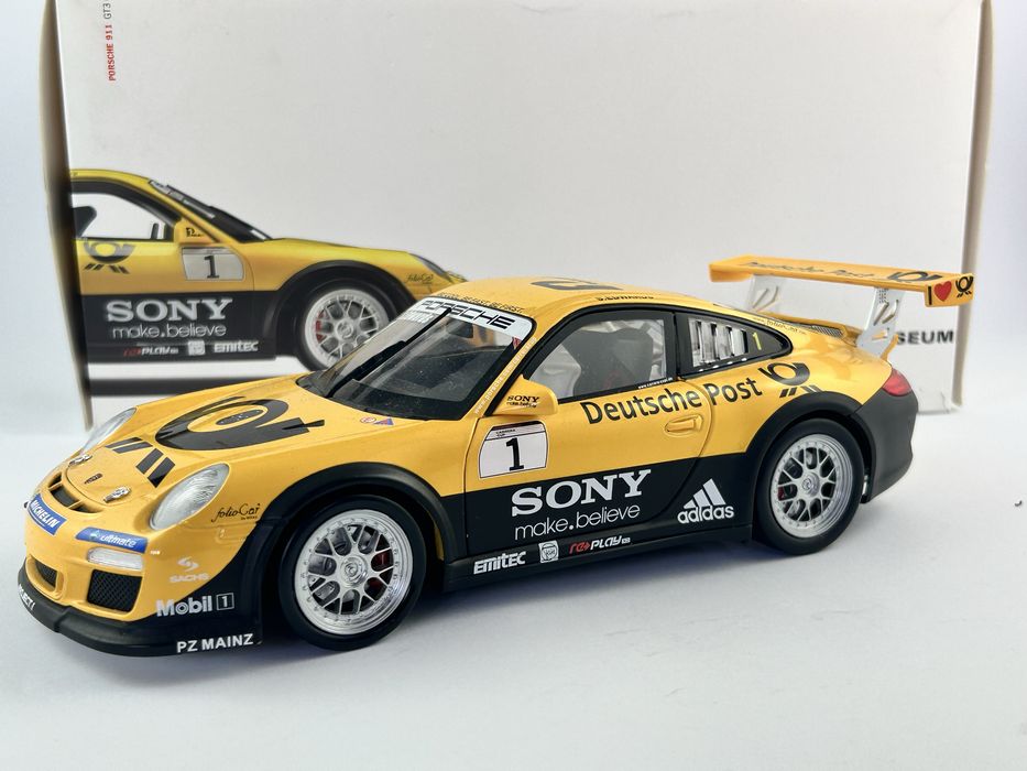 Porsche 911 Museum edition 1/18