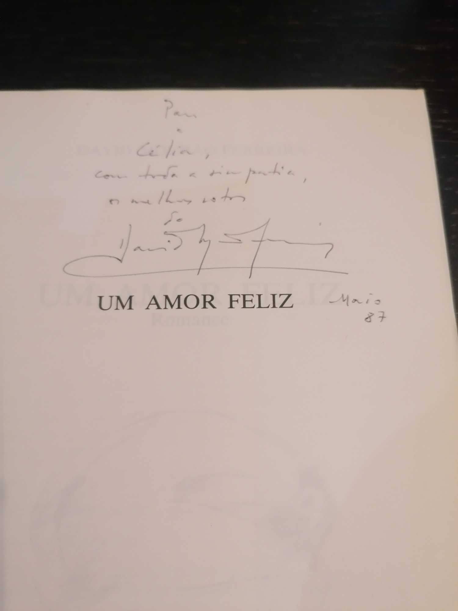 Um amor feliz // David Mourão Ferreira (autografado)