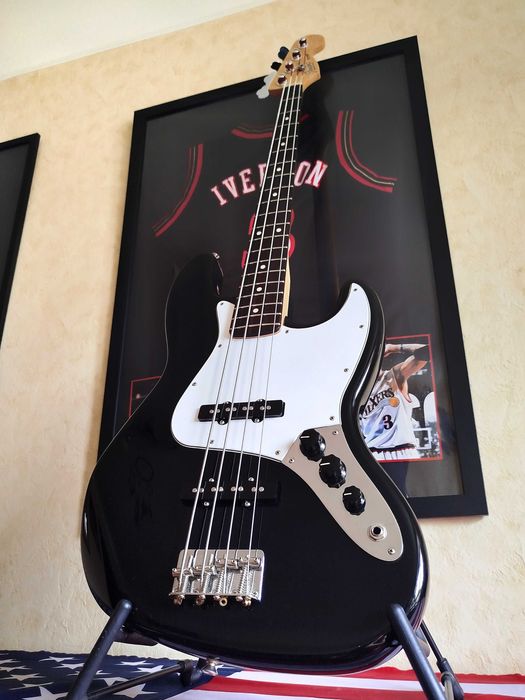 Fender Standard Jazz Bass MIM Black