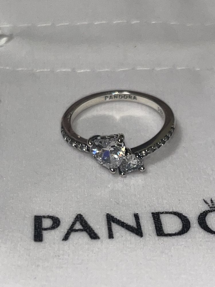 Anel Pandora Coração