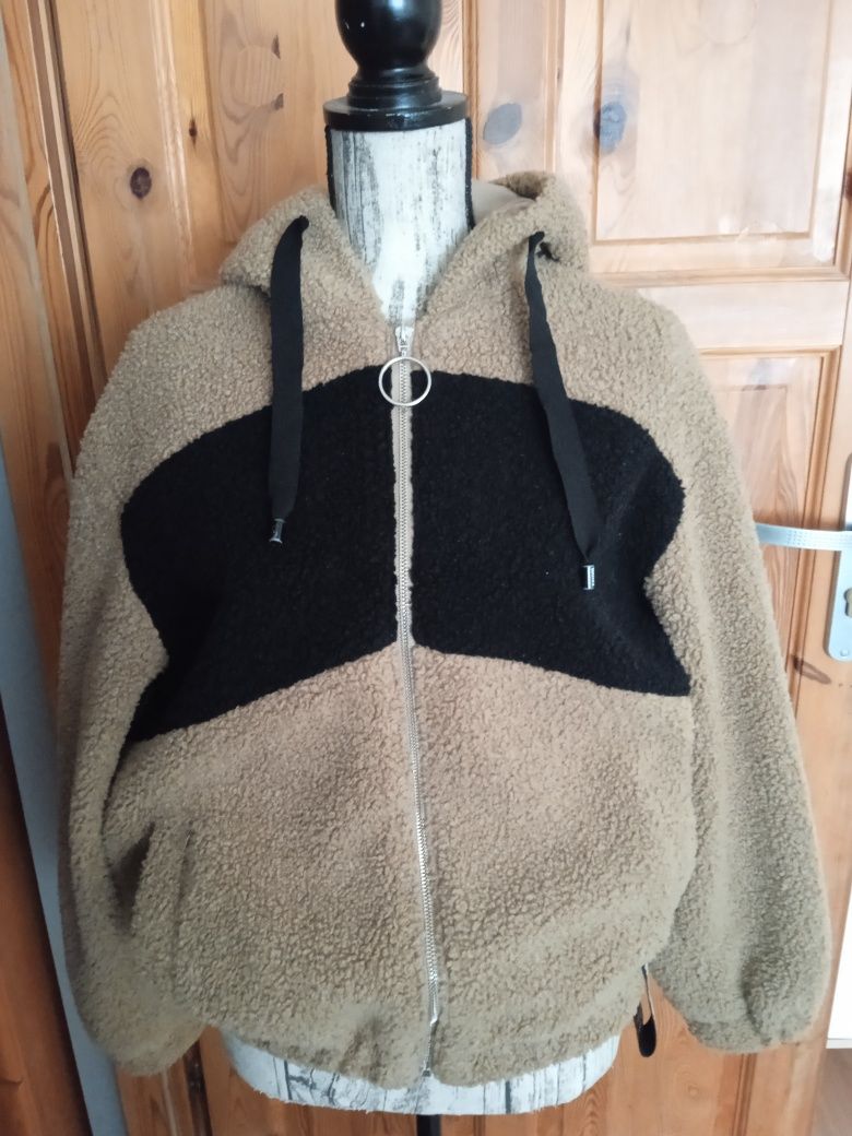 Kurtka baranek puffer Bershka xs