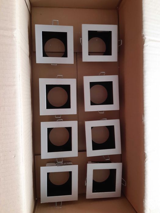 8 Aros/Projetor em Aço Cinzento