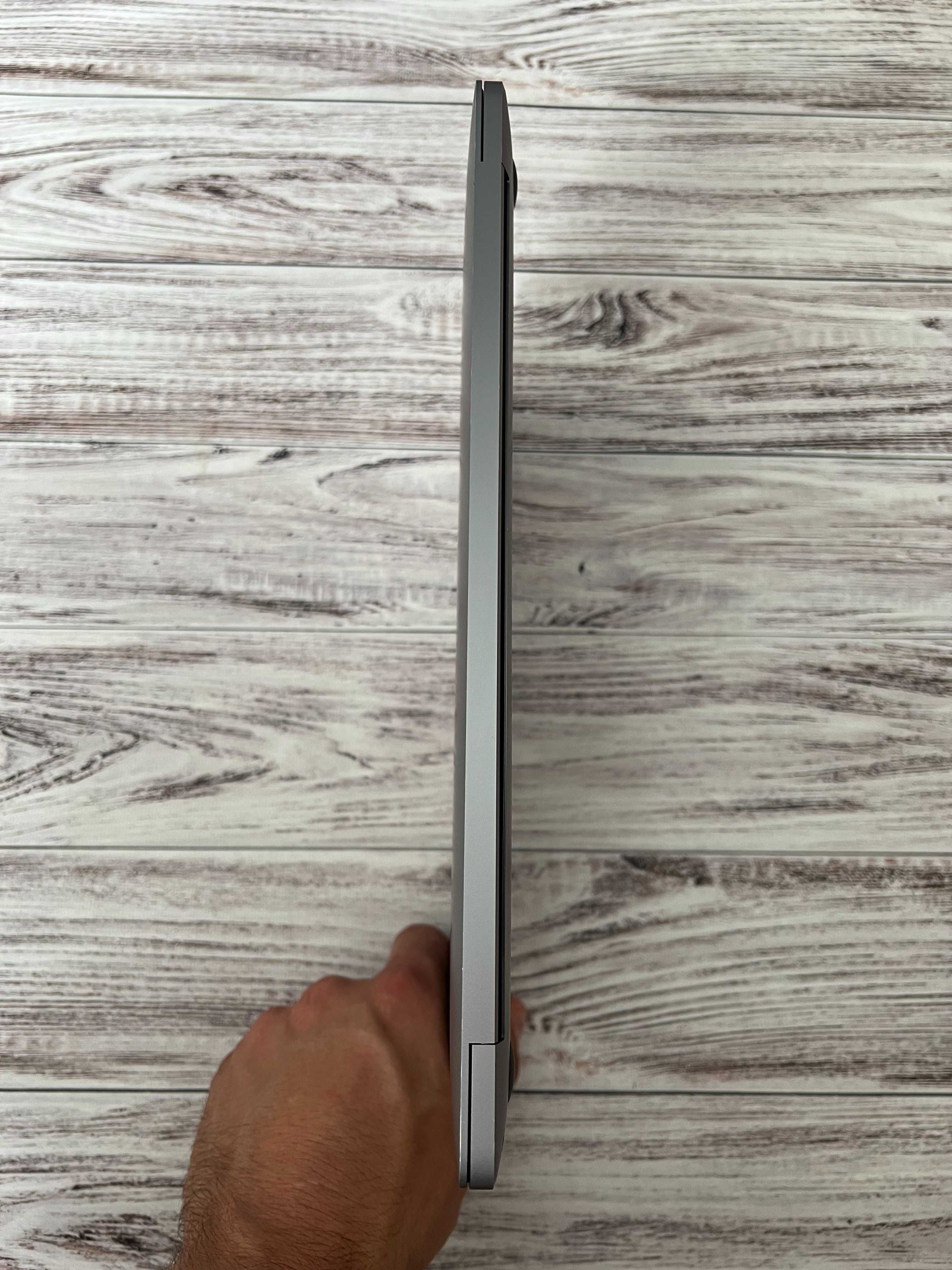 MacBook Pro 13" 2020 M1/16GB/512GB SSD Space Gray