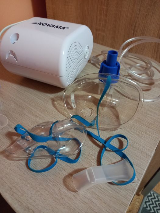 Inhalator Novama z  maską dla dzieci i dorosłych