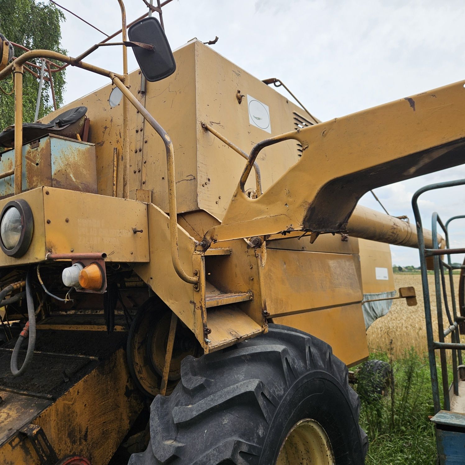Kombajn bizon z056