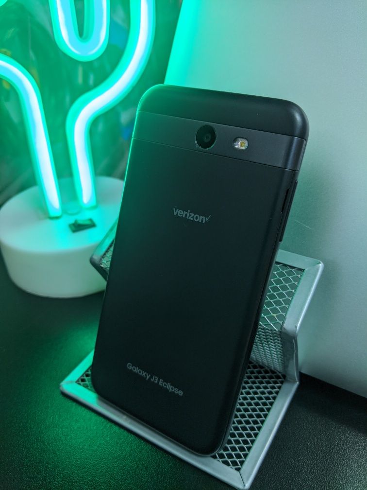 Смартфон Samsung Eclipse