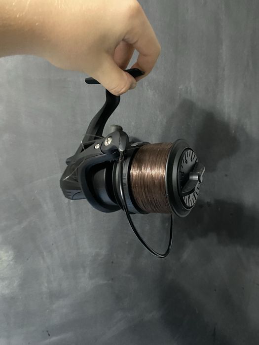 Kołowrotek Black Pit 6000 SPRO