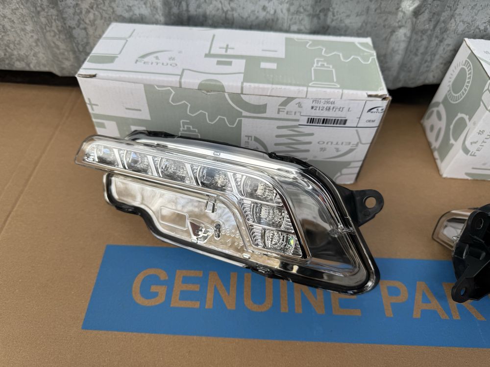 Противотумані фари Mercedes W212 E300 E350 LED ходові вогні