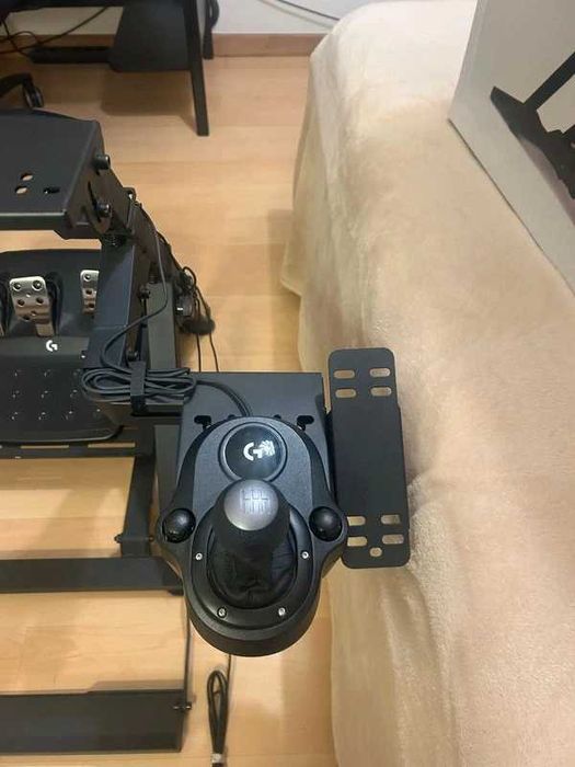 Volante Logitech G923  com shifter