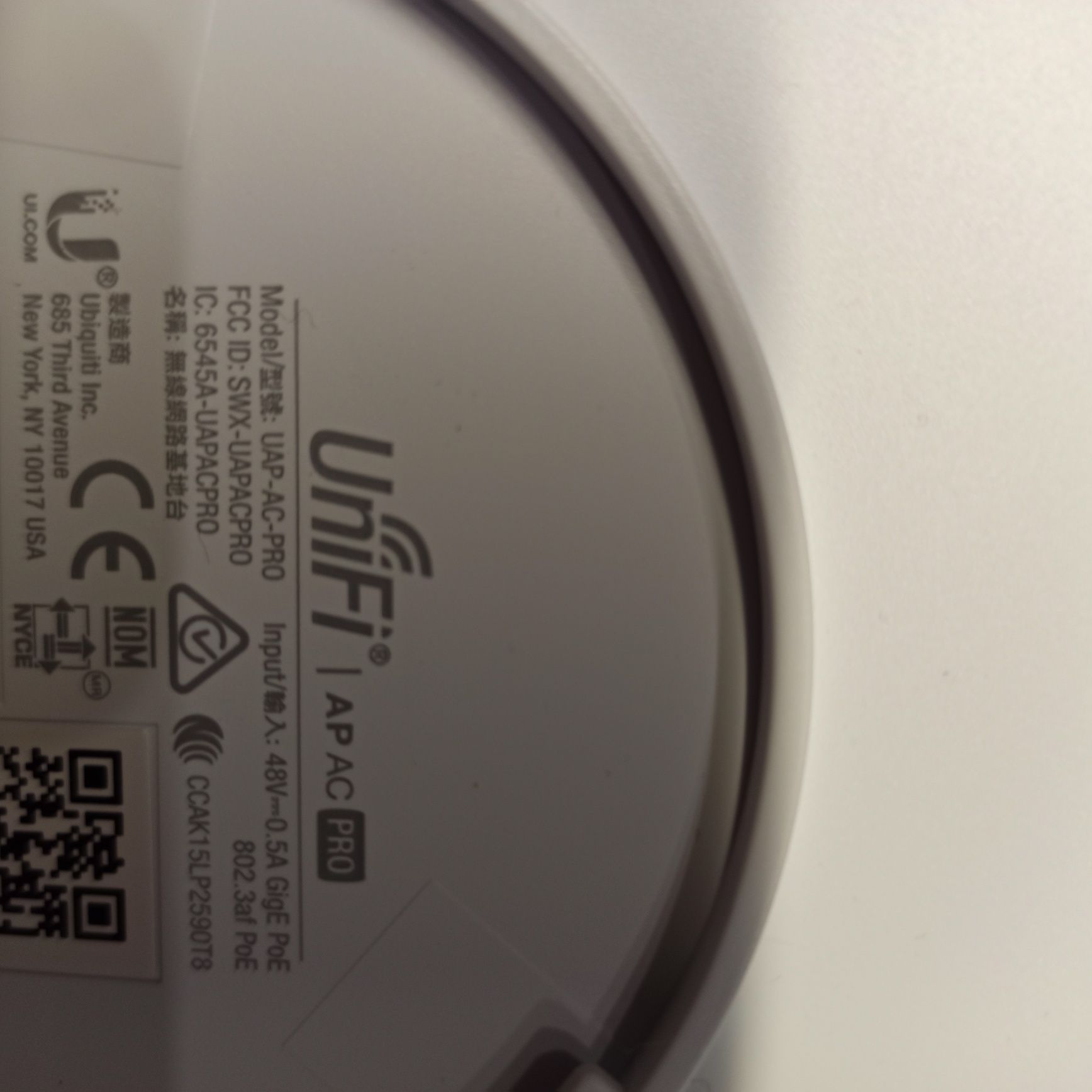 Spodek wifi UBIQUITI  UniFi UAP-AC-PRO nowy