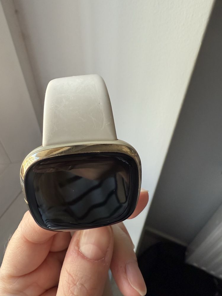 Zegarek smartwatch fitbit sense
