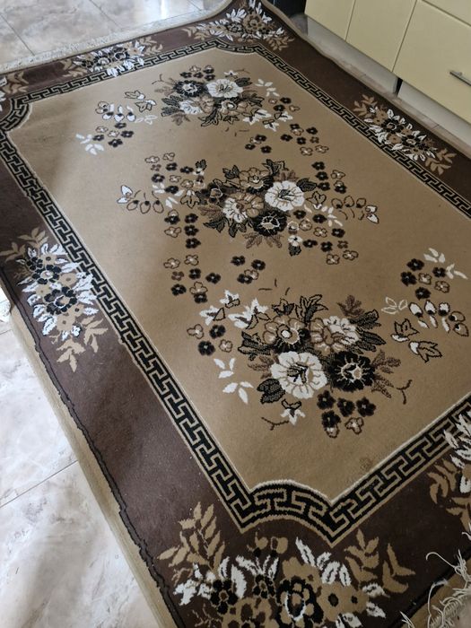 Ковер  1,80 × 2,50