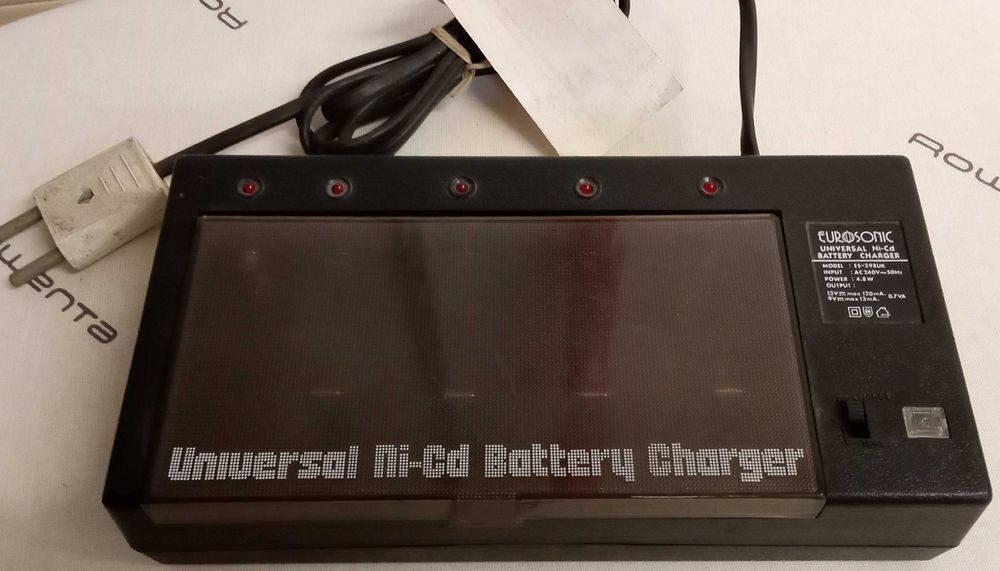 Carregador de pilhas diversas, por 5€