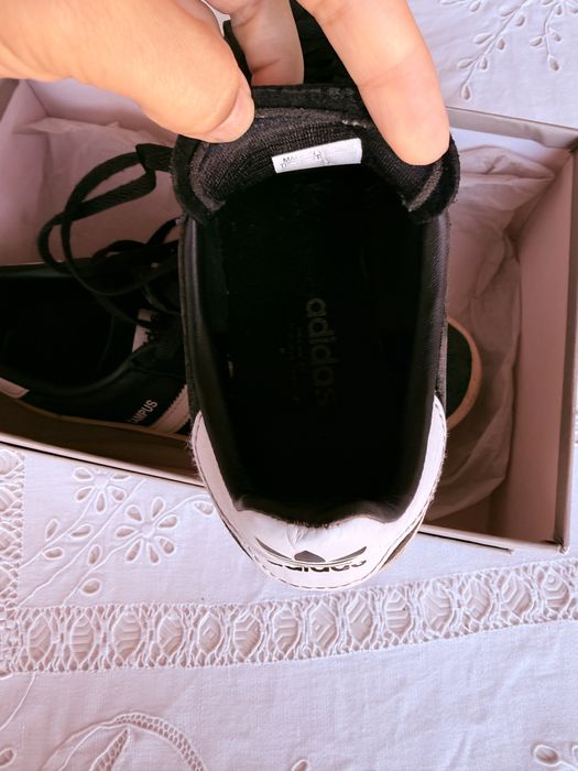 Ténis Adidas Campus