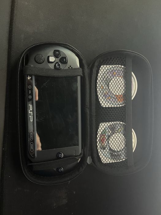 psp e1004 + gra invizimals + lego barman the video game + pokrowrowiec