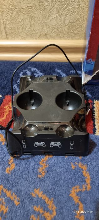 Продам ігрову приставку PC4 slim 1TB